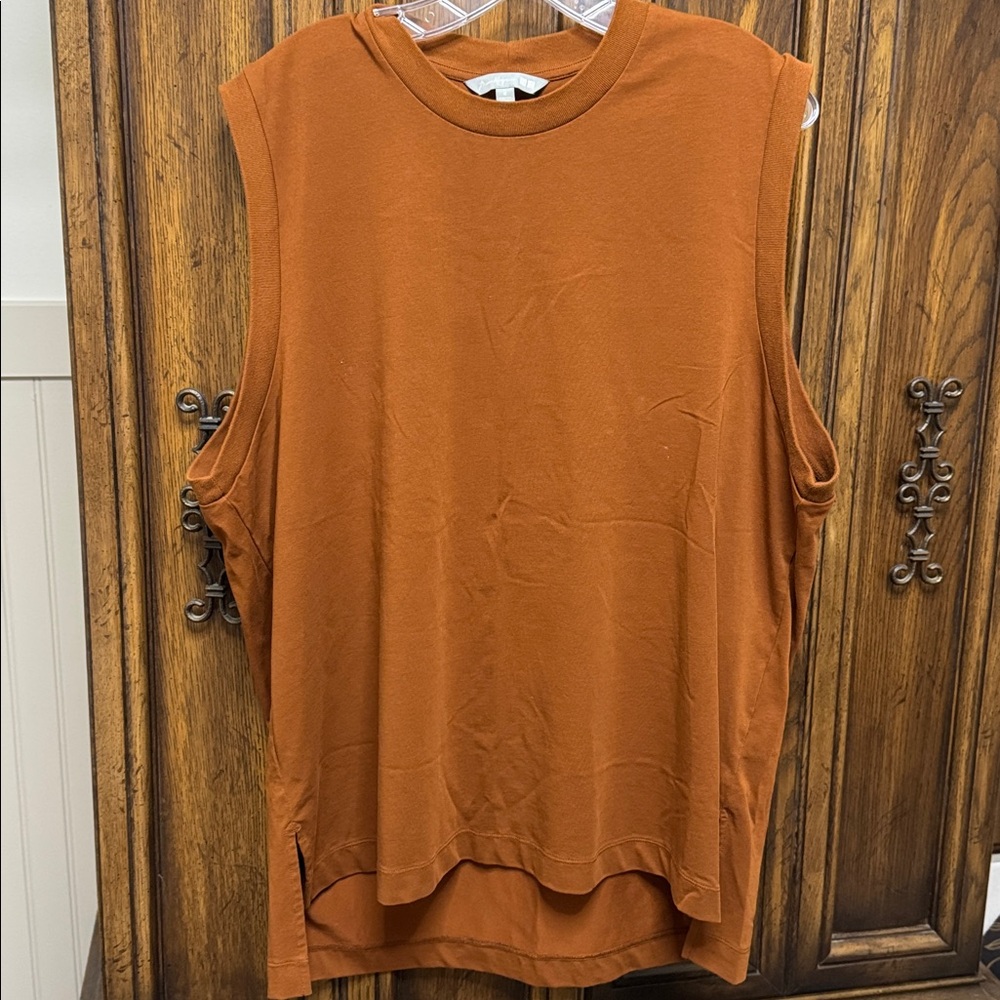 MAME KUROGOUCHI x uniqlo MUSCLE T